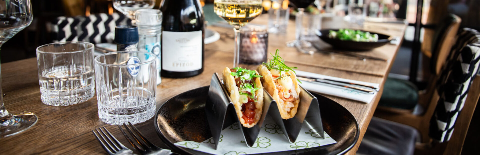 Proef de sfeer van Uit & Eten